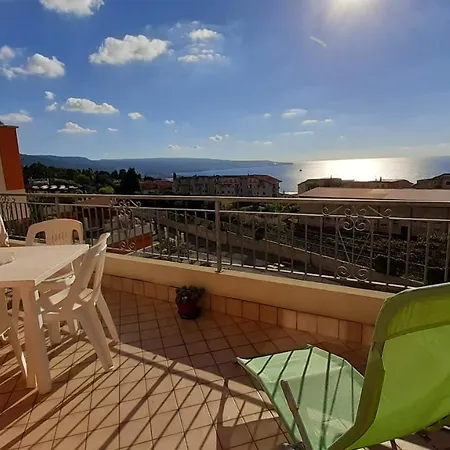 Nice Home Pizzo Apartment