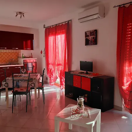 Nice Home Pizzo Apartment *