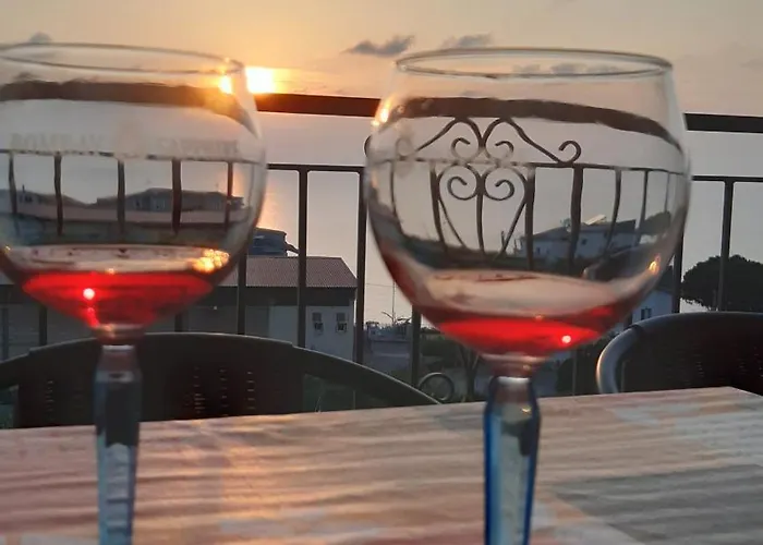 Nice Home Pizzo アパート